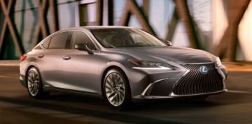 Lexus, la Es