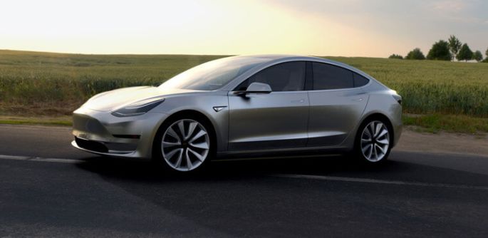 Arriva la Tesla Model 3