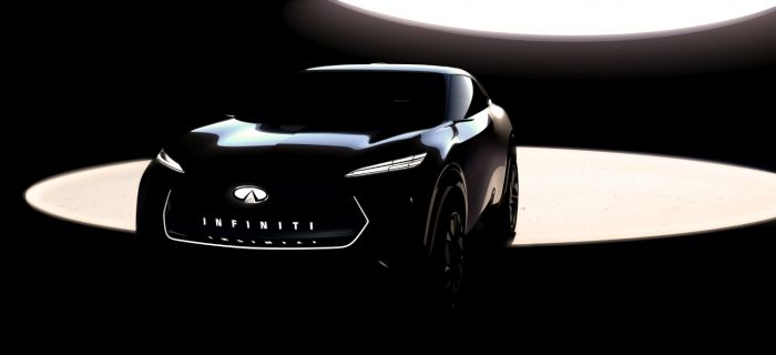 Infiniti si lancia sull'elettrico