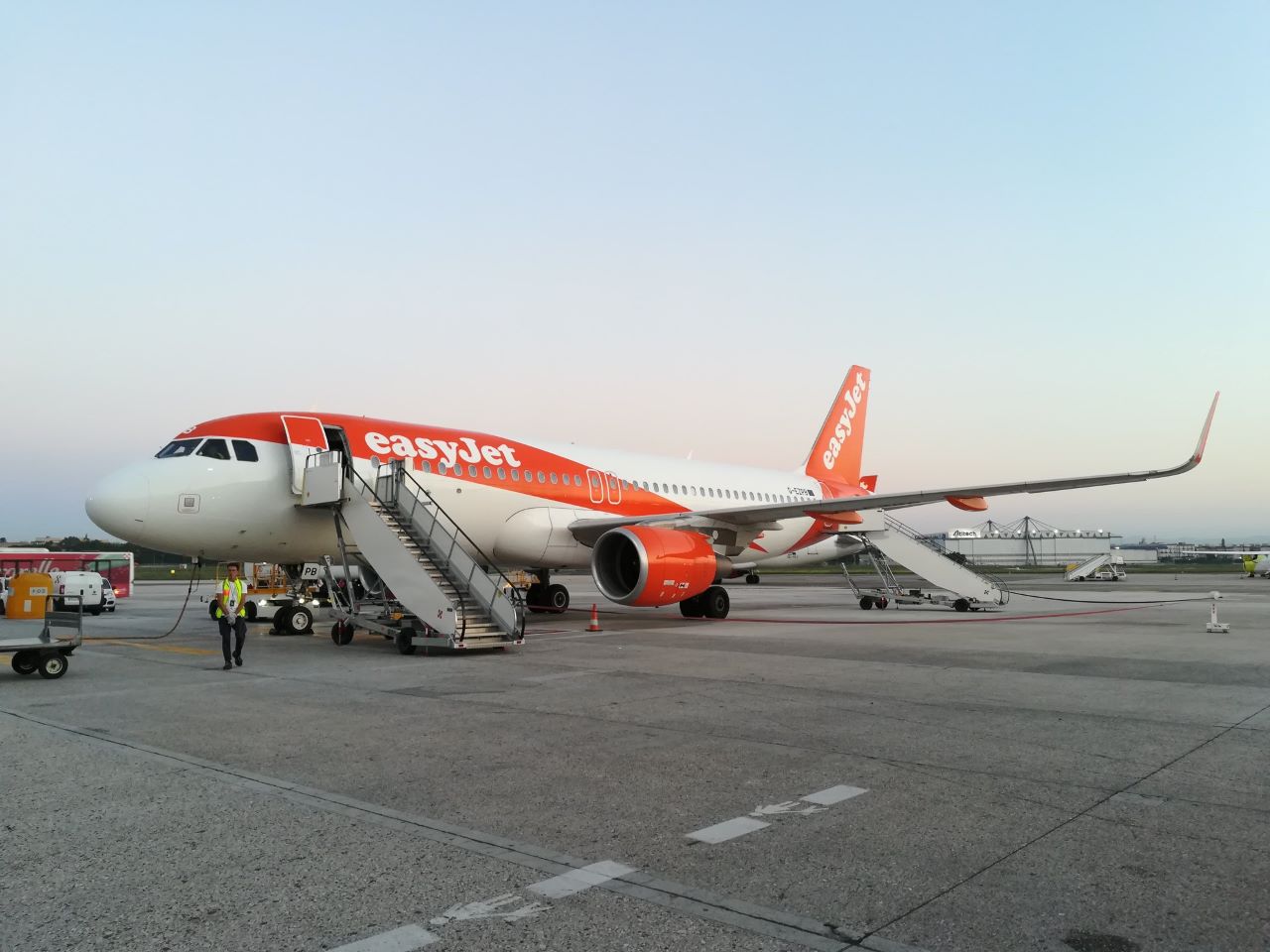 Aerei a terra Easyjet