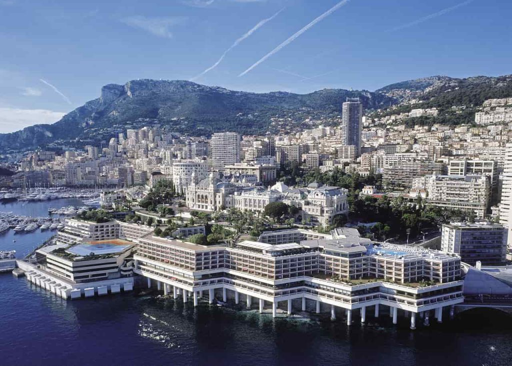 Monaco riapre