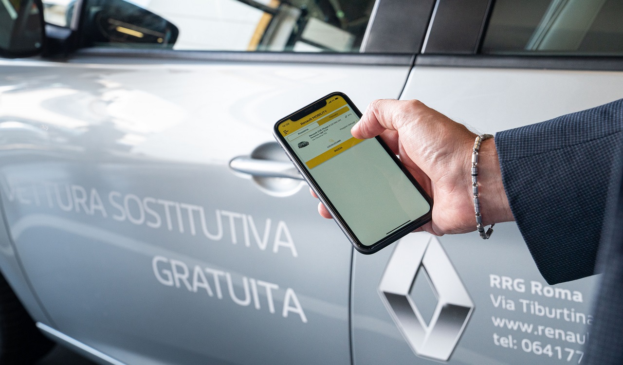 Rivoluzione digitale Renault