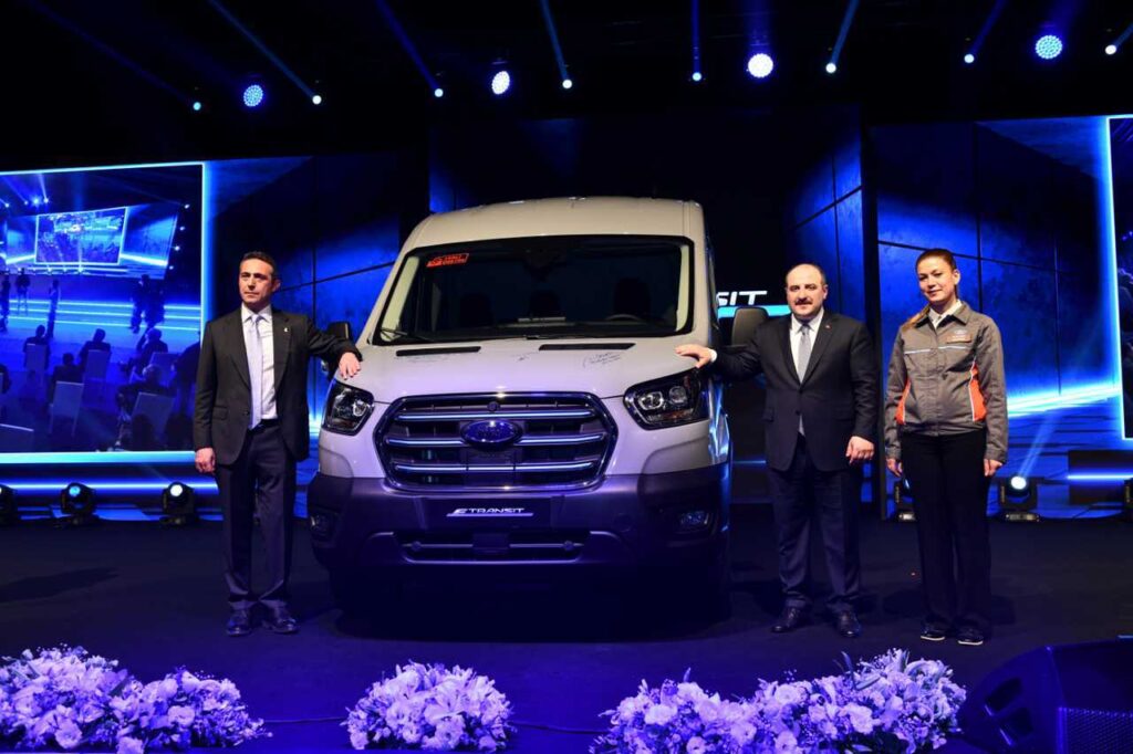 Ford E-Transit 2022