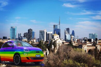 Auto elettrica a noleggio