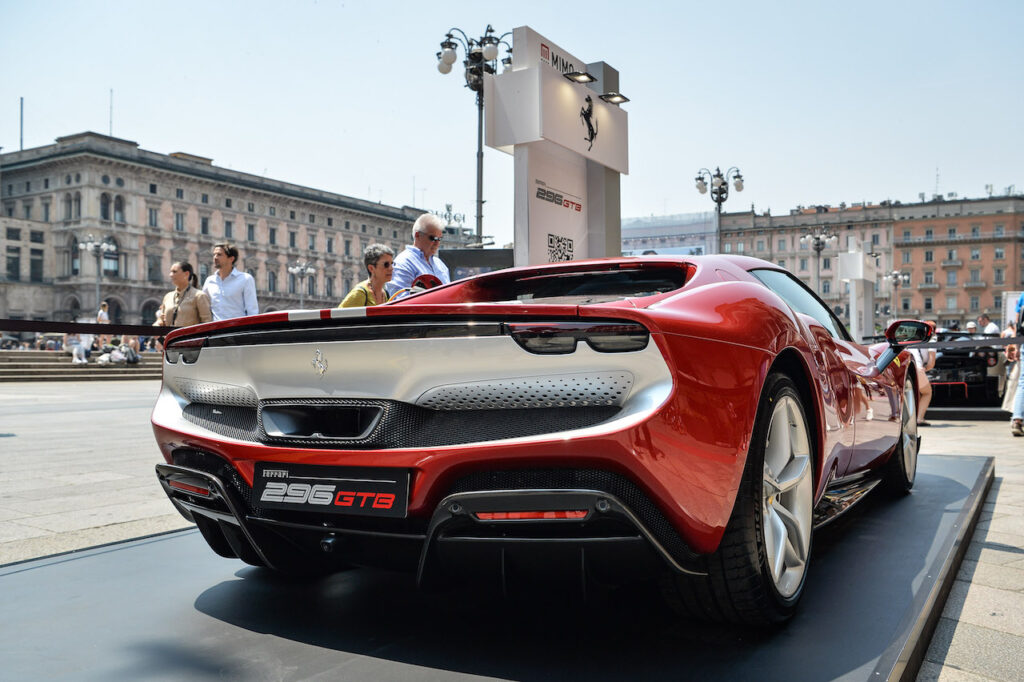 ferrari sostenibilità automotive