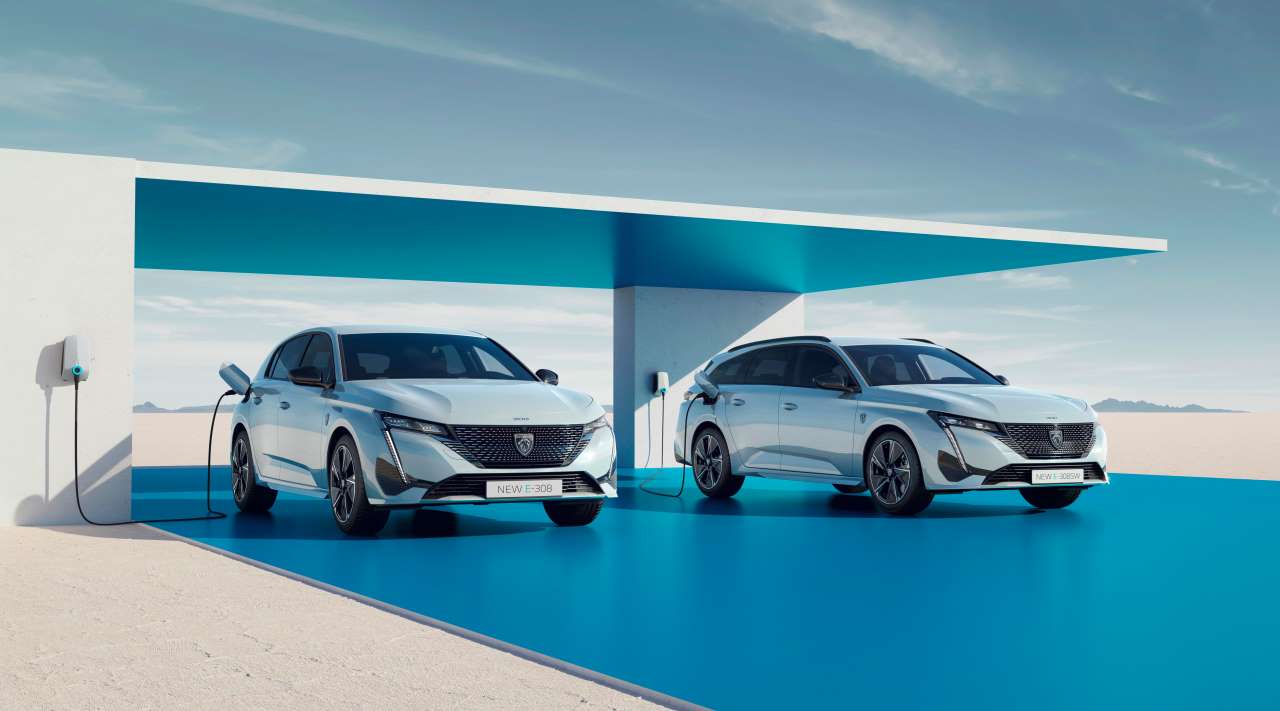 Novità Peugeot 2023 arrivano le elettriche e308