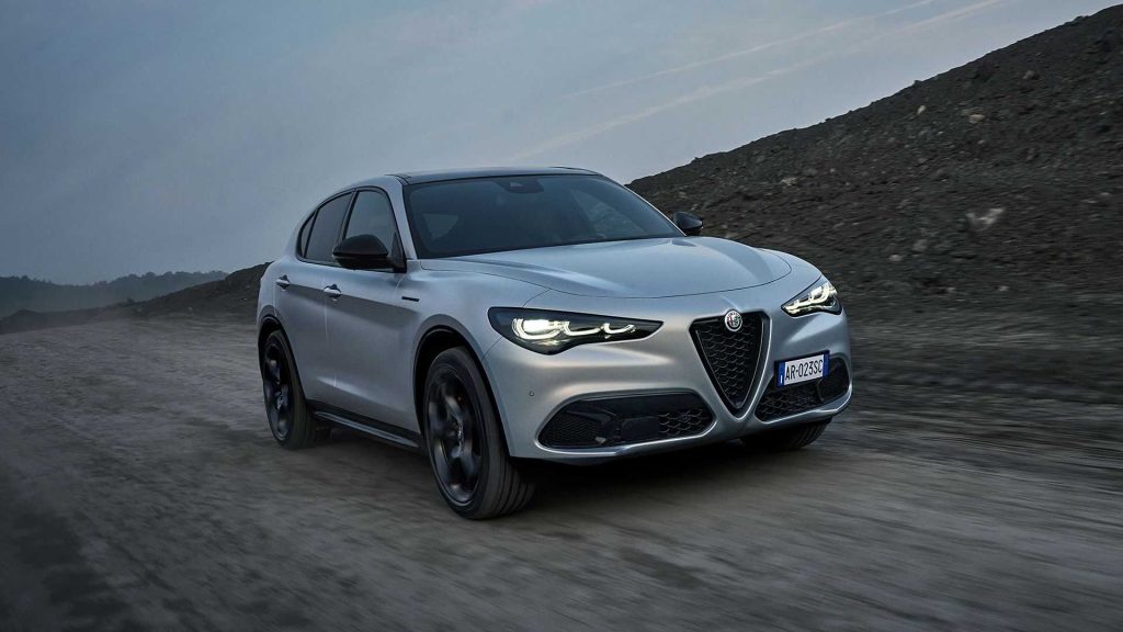 alfa-romeo-stelvio-2023