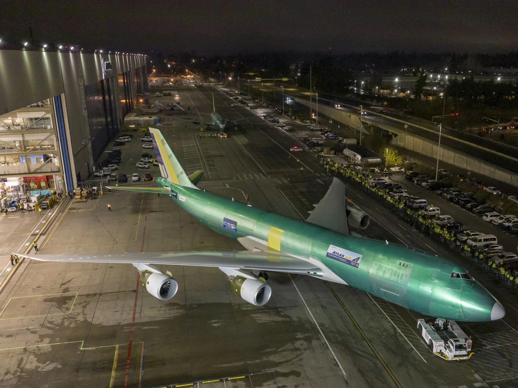 boeing 747 jumbo jet