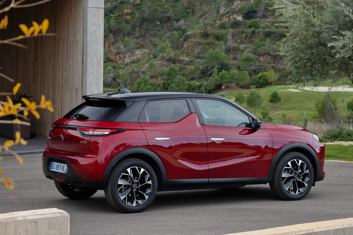 Come va la nuova DS 3 Restyling MY2023: prezzo, pregi e difetti dai ...