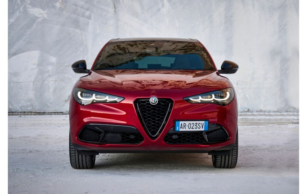 Alfa Giulia Stelvio 2023 (1)