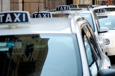 sciopero taxi napoli febbraio