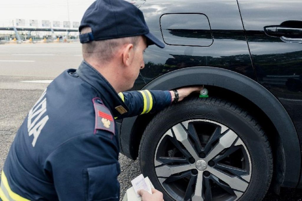Stato dei pneumatici auto