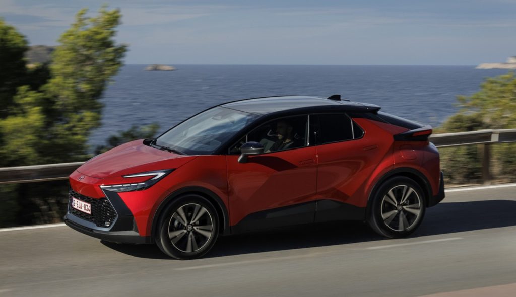 versione 2024 di Toyota C-HR