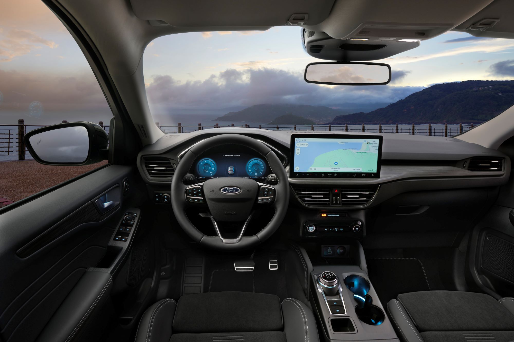 Ford svela la nuova Kuga 2025