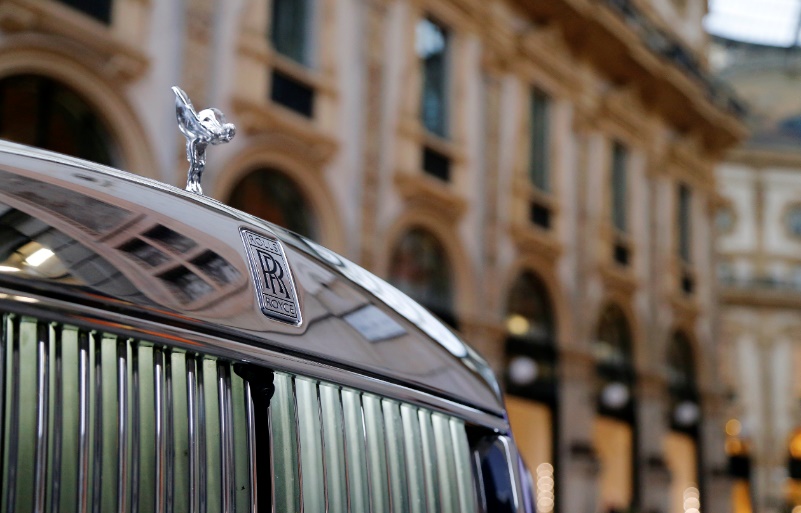 Rolls-Royce Motor Cars ufficialmente a Milano con Rossocorsa