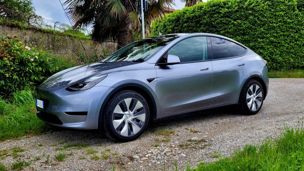 Tesla Model Y Rwd 2024