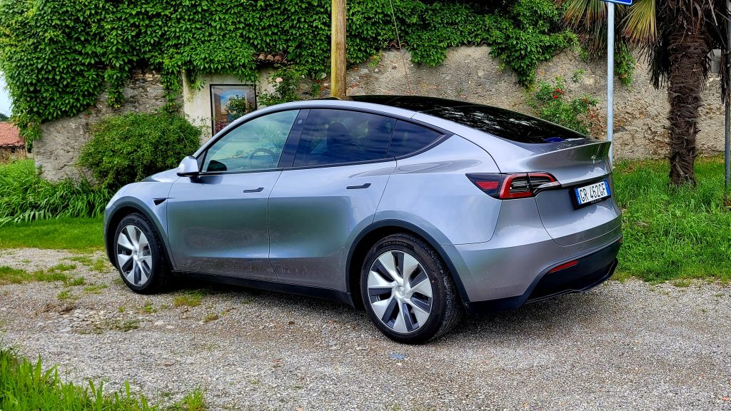 Tesla Model Y Rwd 2024