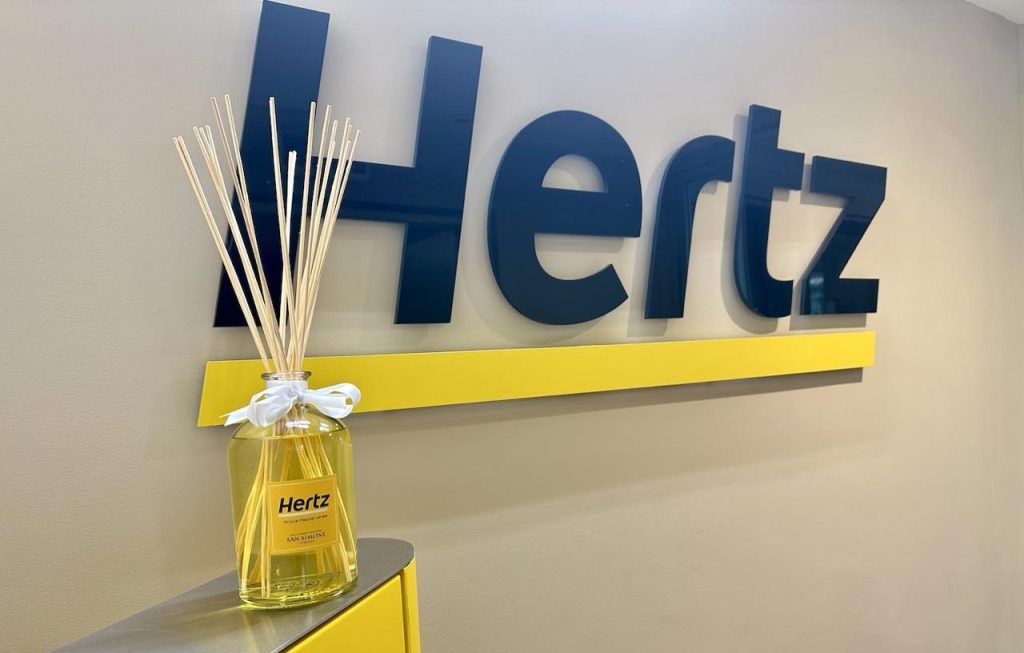 Hertz celebra 65 anni