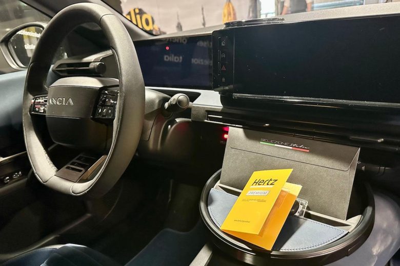 Hertz celebra 65 anni