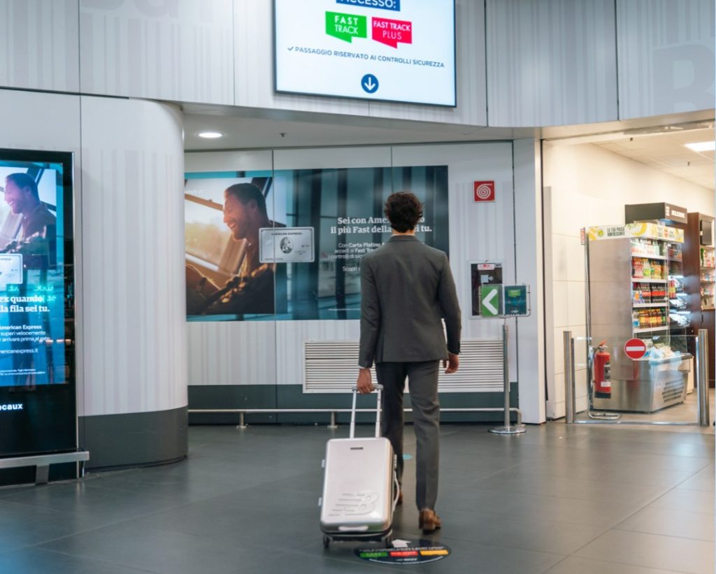 Troppo traffico aereo e troppi rischi (economici) su Milano e Lombardia