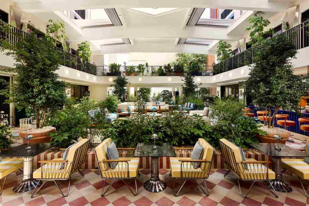 W Florence lobby