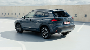 toyota-corolla-cross-02-mission