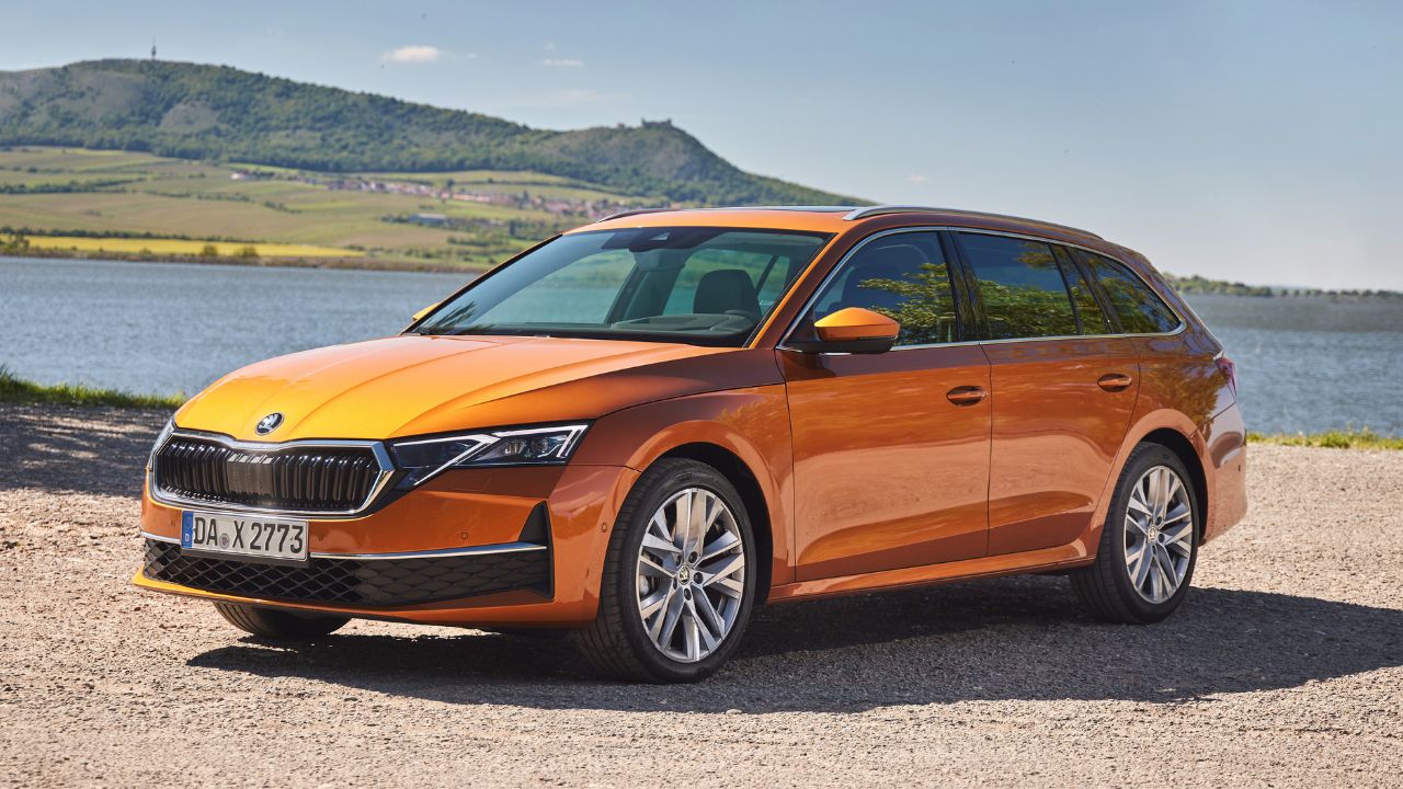 skoda-octavia-mfa-2025