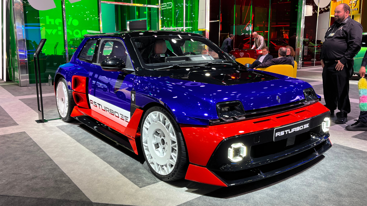 renalut-5-turbo-3ee-supercar-salone-auto-bruxelles-2026-mission