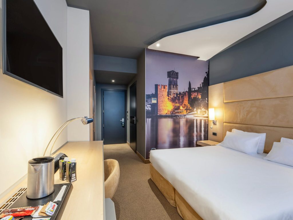 BB-HOTEL-Expo-Verona-Villafranca_Deluxe_matrimoniale-1536x1152