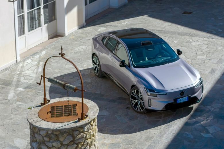 volvo-es90-cover-mission