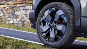 suzuki-e-vitara-09-mission