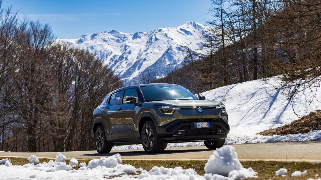 suzuki-e-vitara-cover-mission