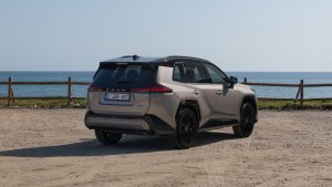 toyota-rav4-02-mission