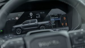 toyota-hilux-2026-07-mission