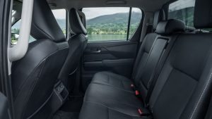 toyota-hilux-2026-09-mission