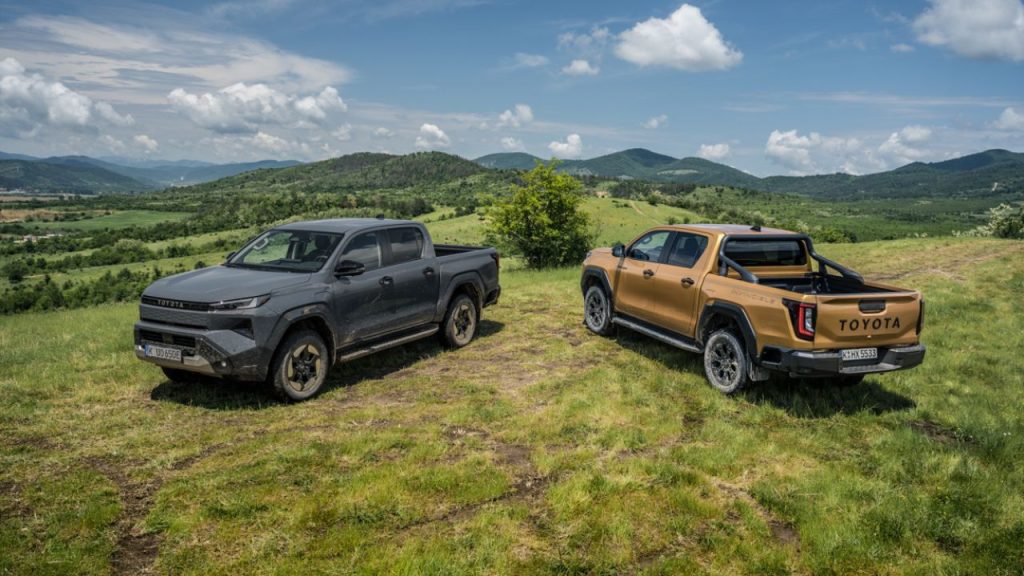 toyota-hilux-cover-mission