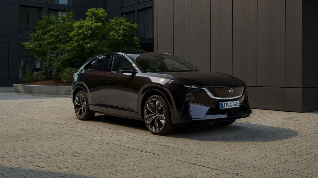 Mazda-cx-6e-cover-mission