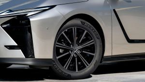 lexus-es-2026-07-mission