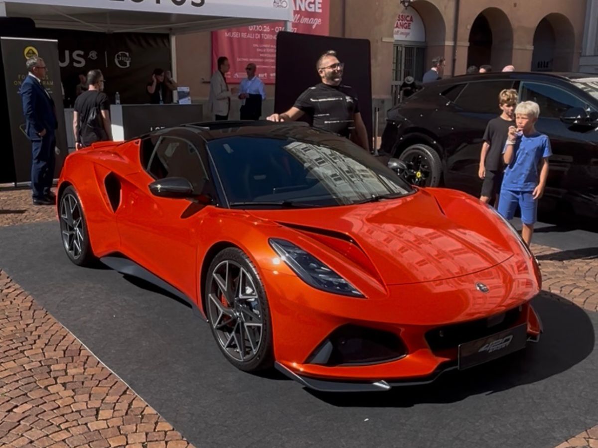 lotus-emira-420-sport-mission