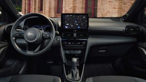 toyota-yaris-cross-2026-09-mission