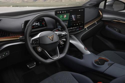 CUPRA TAVASCAN INT 04