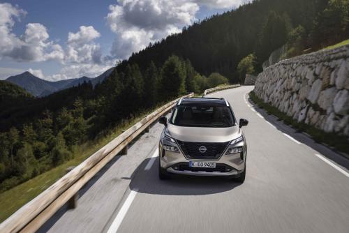 Nissan-X-Trail-e-4ORCE-2024-test-drive-7