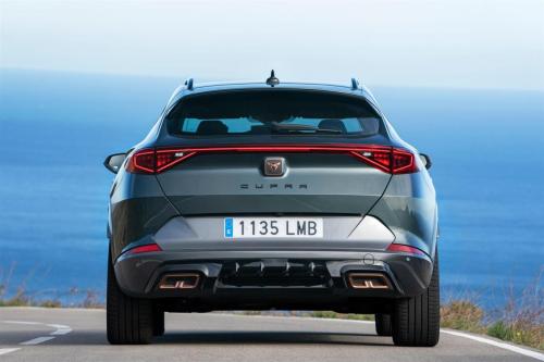 media-CUPRA-Formentor-e-Hybrid 22 HQ